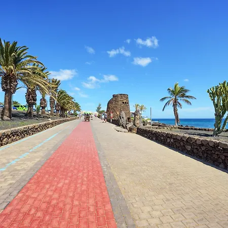 Lanzahost Casa Ken * Costa Teguise